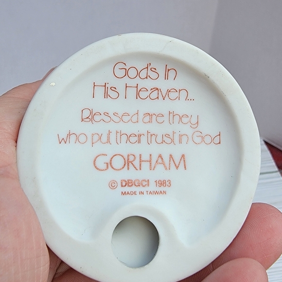 1983 Gorham Gods In His Heaven Girl Praying With Cat/Kitten Figurine Ceramic - Picture 7 of 12